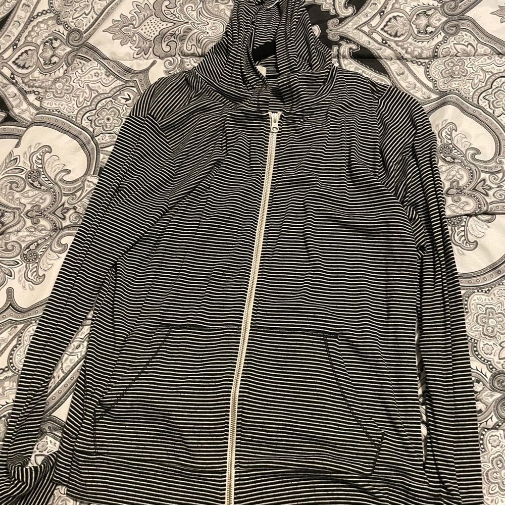 old navy zip up jacket